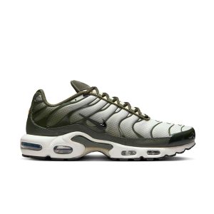 AIR MAX PLUS