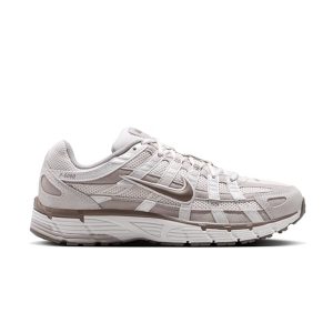 W NIKE P-6000