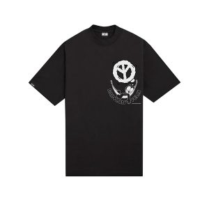 DAY DREAMING TEE