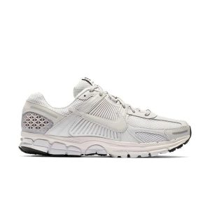 NIKE ZOOM VOMERO 5 C/O